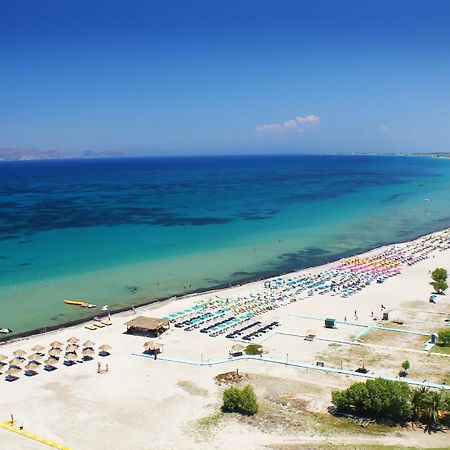 Tigaki Beach Hotel 외부 사진