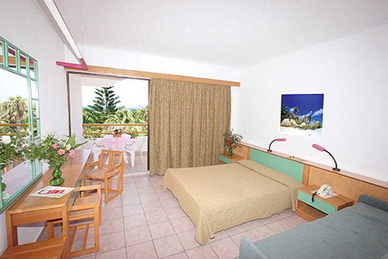 Tigaki Beach Hotel 외부 사진