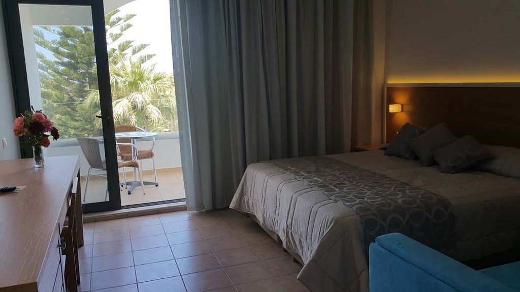 Tigaki Beach Hotel 외부 사진